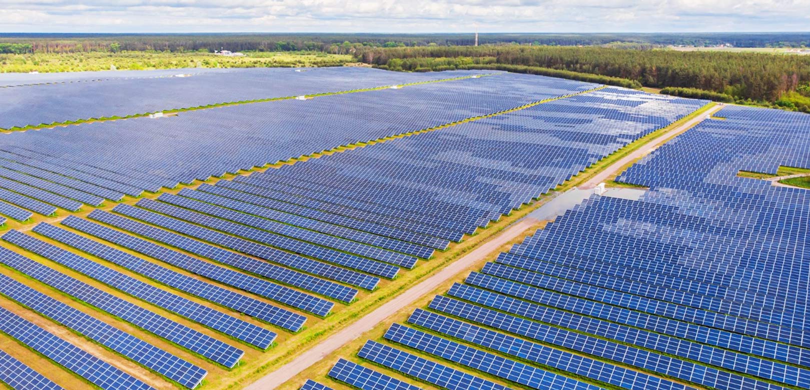 Finanziamento in pool da 159 milioni di euro per l'acquisizione e il rifinanziamento di sei impianti fotovoltaici